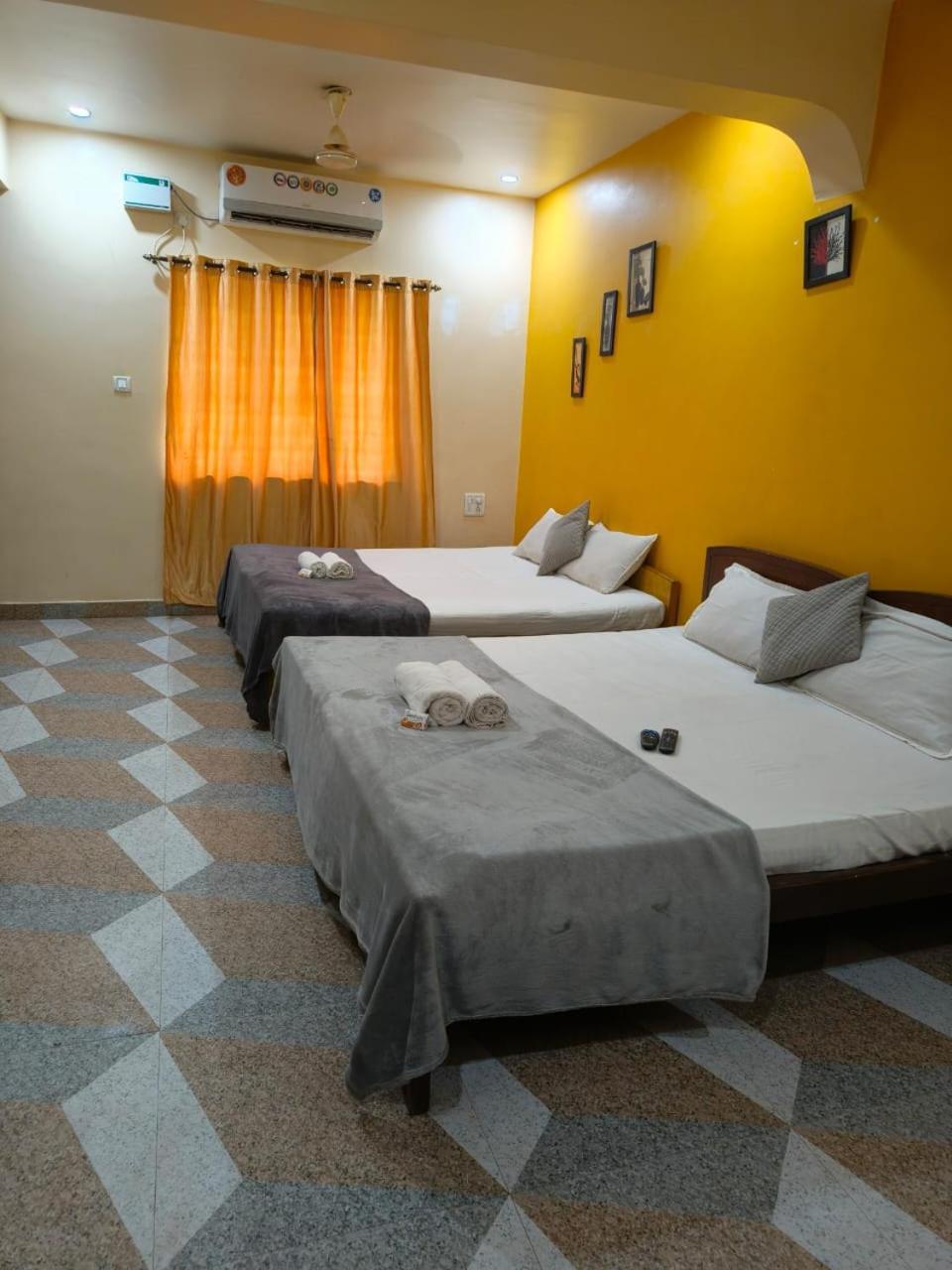 Hotel Harmony By Heaven Calangute Exterior foto